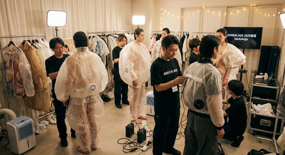 ANREALAGE 2025 春夏系列发布第二张图