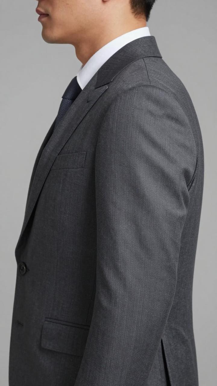 翻领正式度解析：穿搭中不容忽视的细节指南第三张图