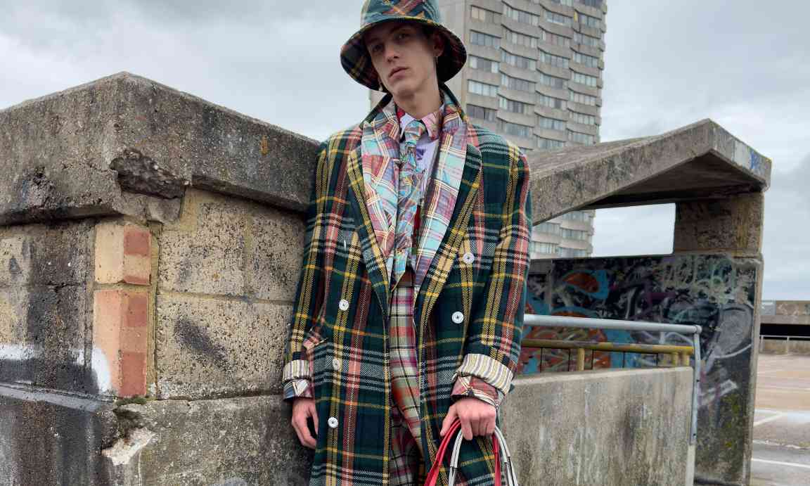 Vivienne Westwood 发布 2024 秋冬系列广告大片