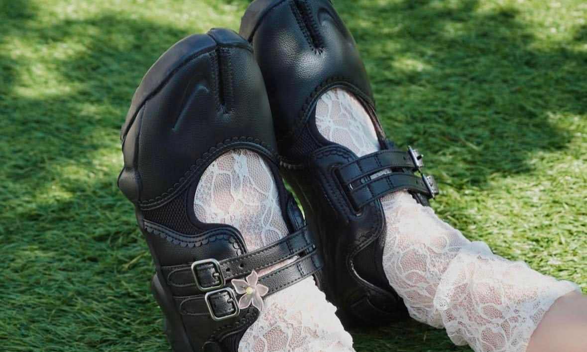 糅合芭蕾与玛丽珍元素后，让 Nike 分趾鞋 Air Rift 更受欢迎了？