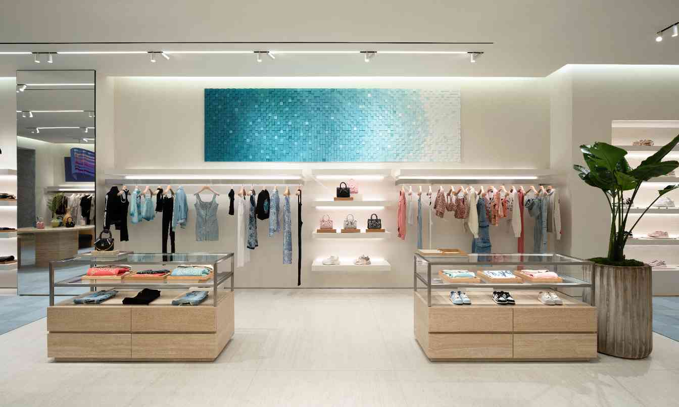 AMIRI 在 South Coast Plaza 开设全新门店