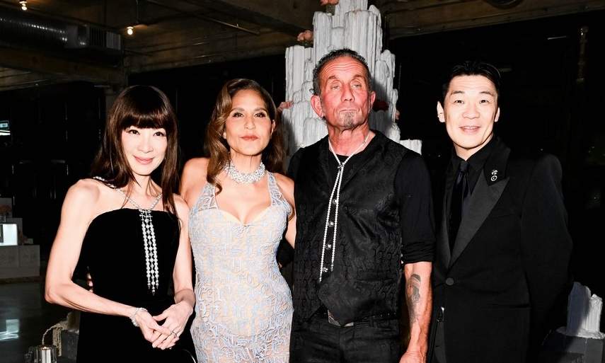 和克罗心联名后，顶男们得开始入手 MIKIMOTO 了…