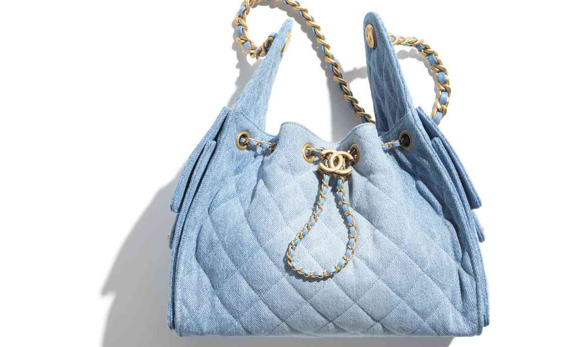 CHANEL 最新推出 25 手袋